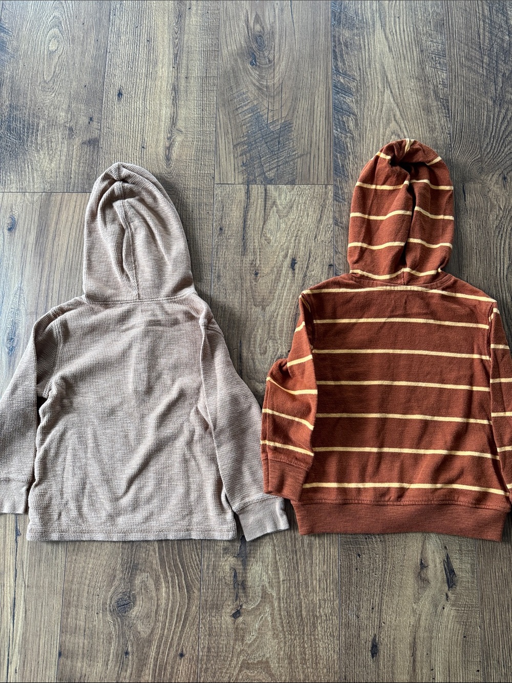 Bundle of toddler boy fall and winter tops, size 3T, Old Navy & Carter’s - Picture 14 of 14